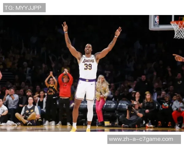 Lowe称赞克尼佩尔为最佳新秀其射术和全面能力均达到A级别 Lowe称赞克尼佩尔为最佳新秀其射术和全面能力均达到A级别